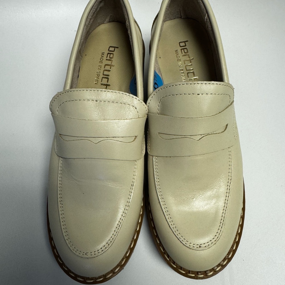 Cream Leather Penny Loafers with Moccasin Toe